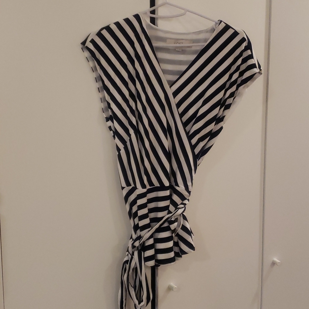 LOFT NAVY & WHITE STRIPED WRAP BLOUSE SIZE MP